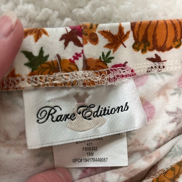 Rare Editions 18m matching embroidered set. Bell bottoms. Very cute details - Picture 8 of 11